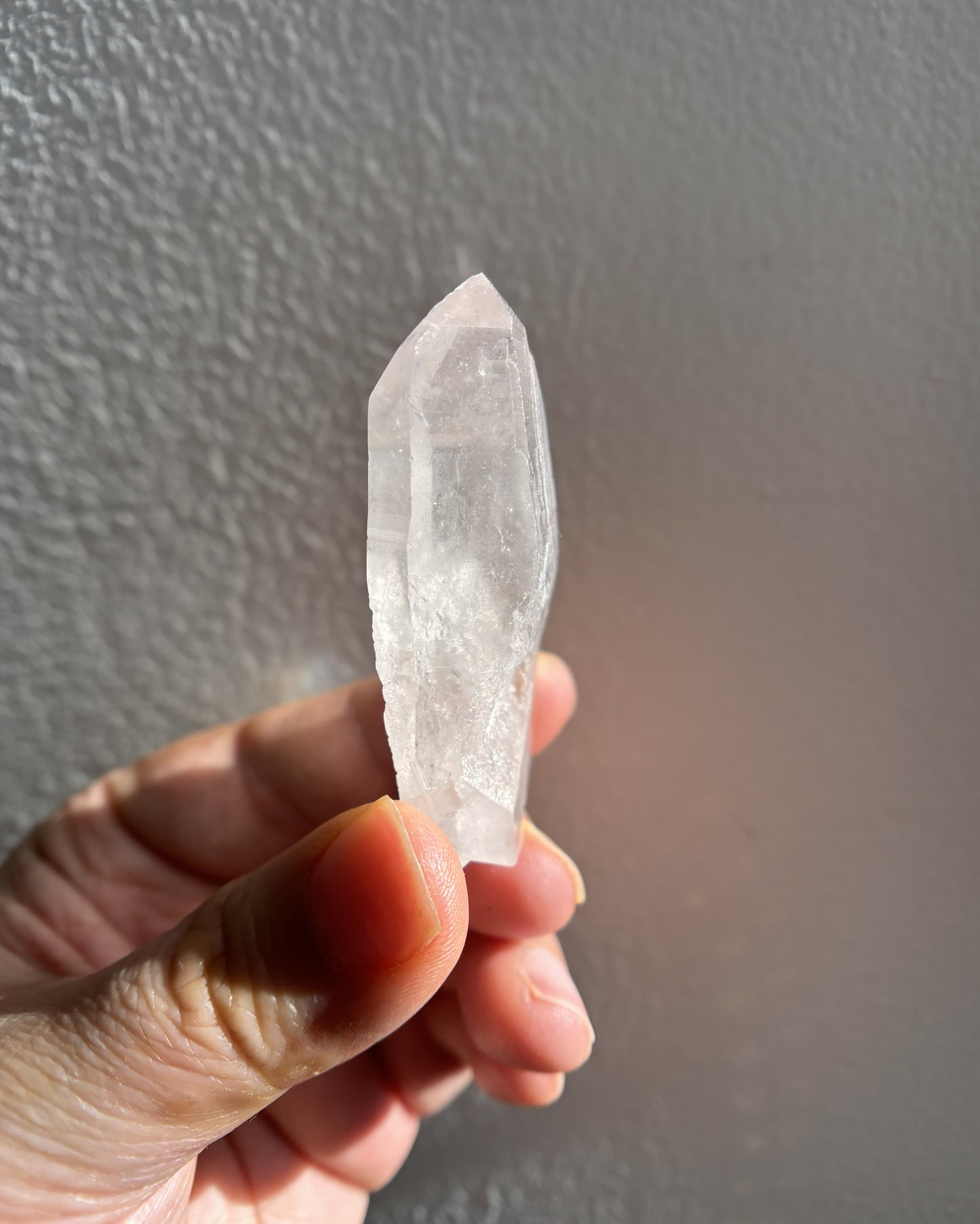 Lemurian Raw Point with Key Formation 27g