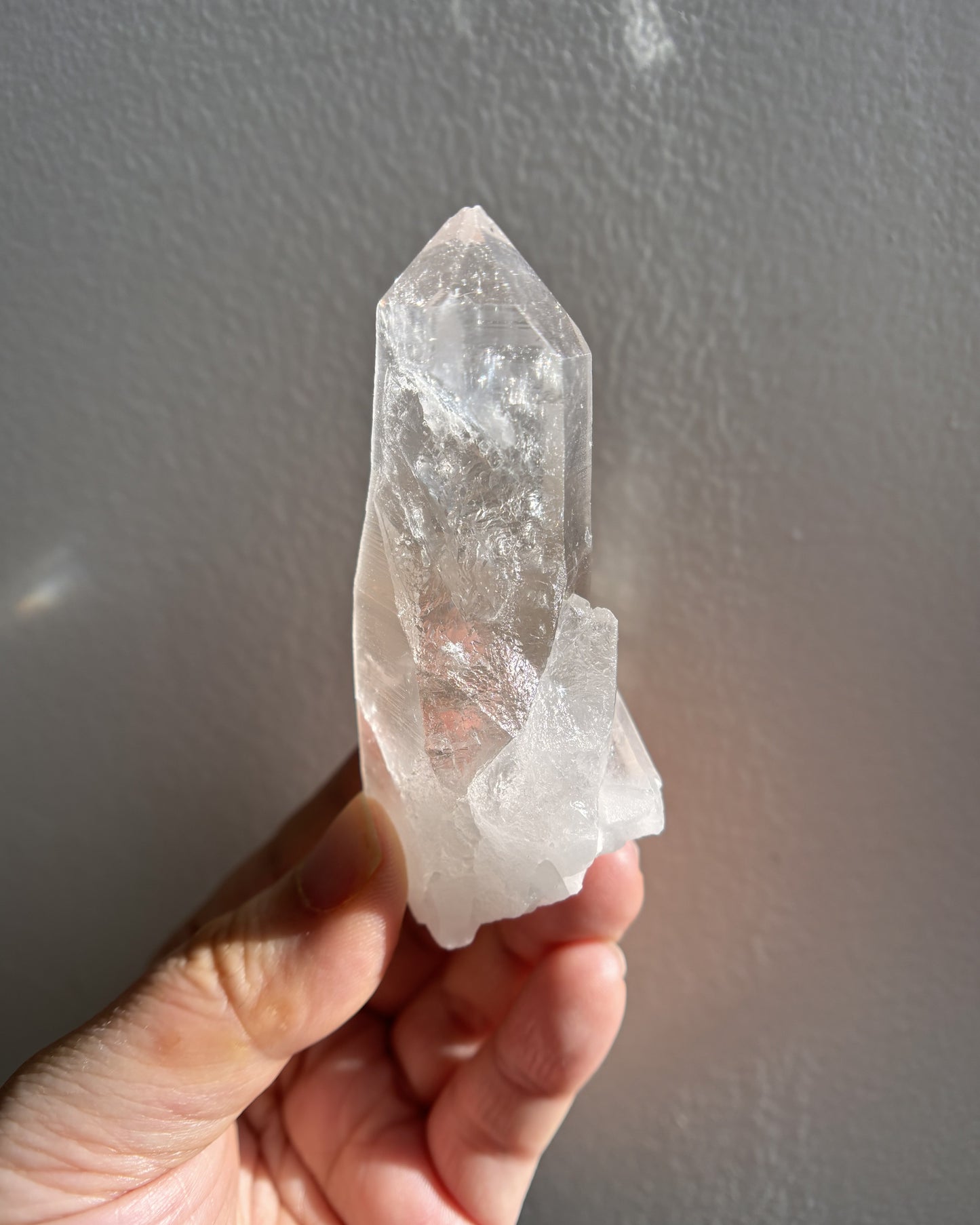 Lemurian Raw Point with Key Formation 71g