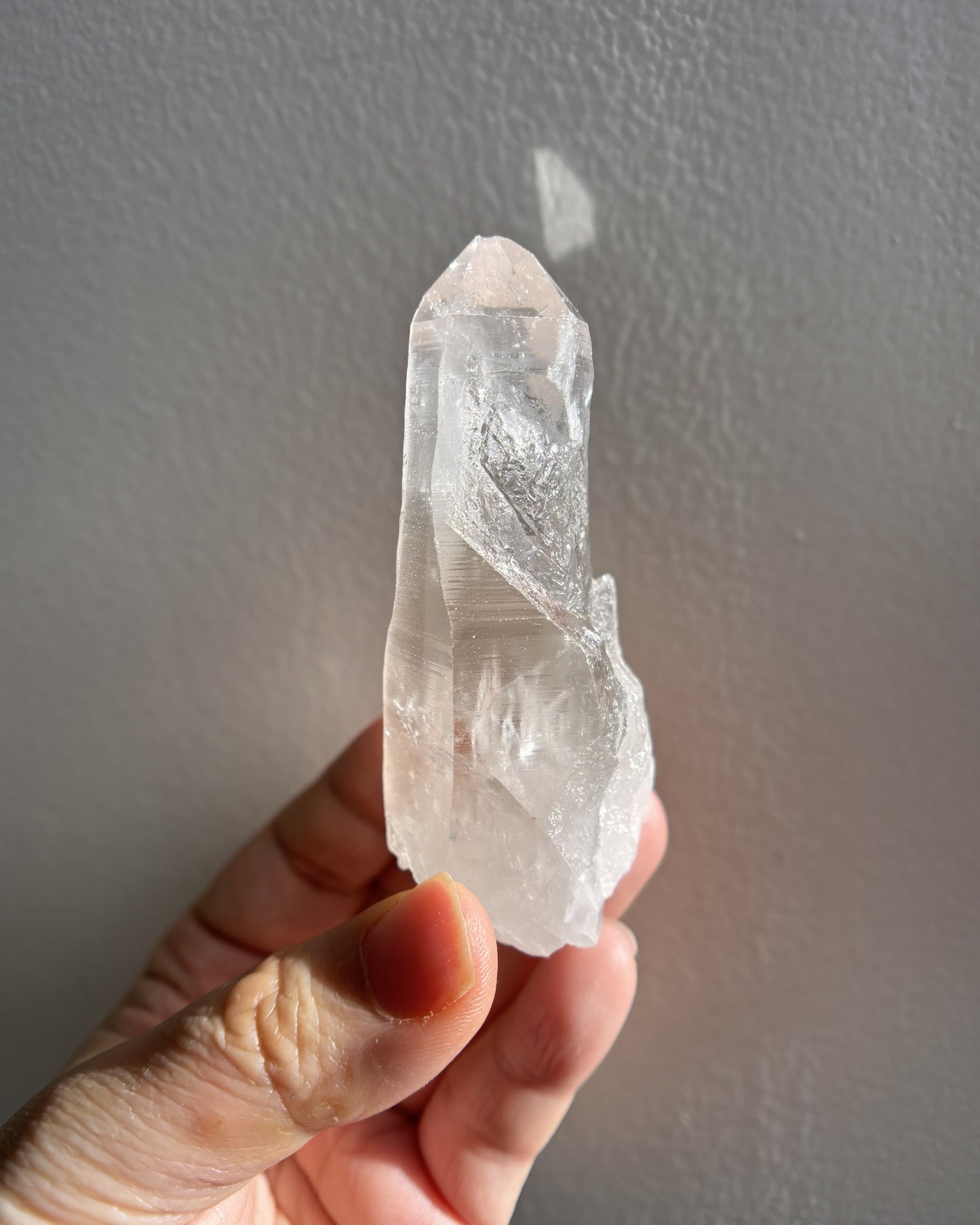 Lemurian Raw Point with Key Formation 71g