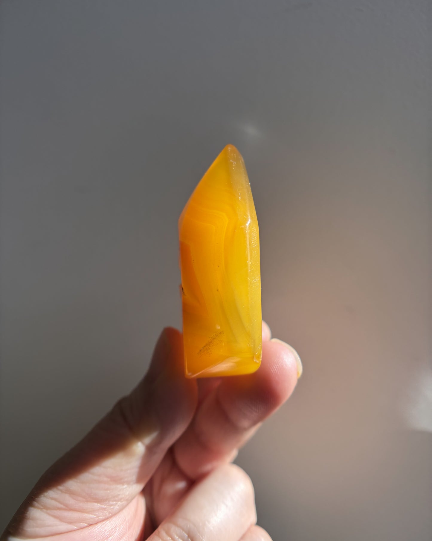 Mini Agate Standing Point 69g