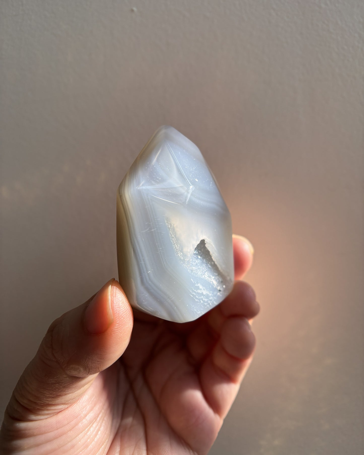 Mini Agate Standing Point 71g
