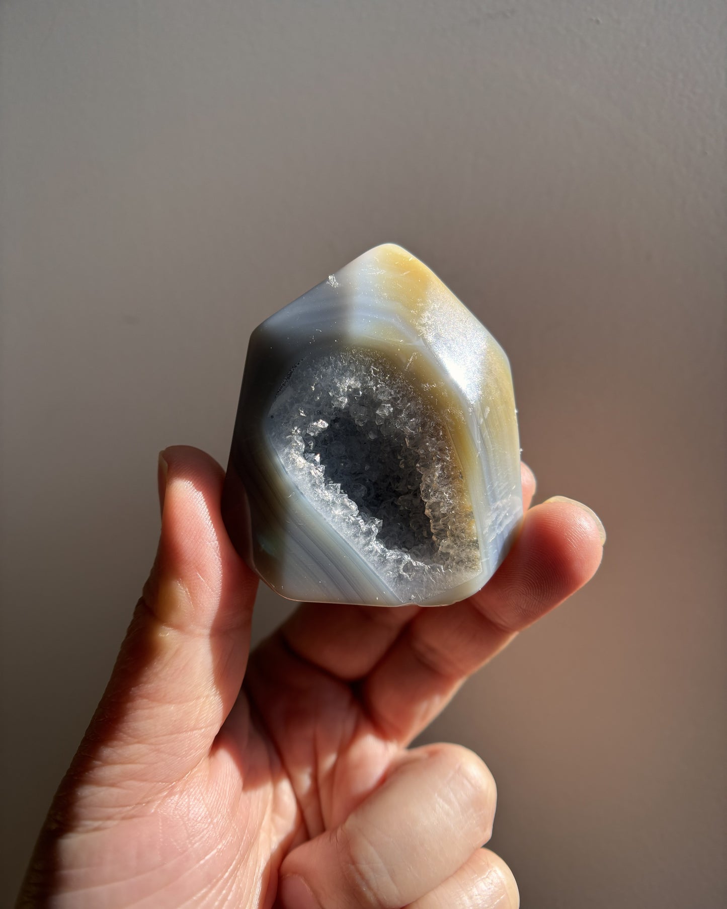 Mini Agate Standing Point 72g