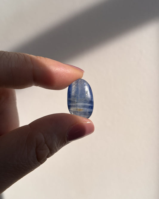 Nepalese Blue Kyanite 2.7g