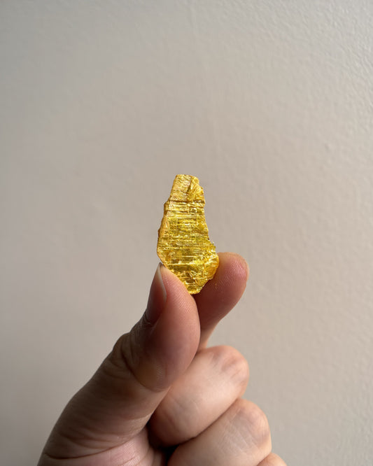 Orpiment 2.9g