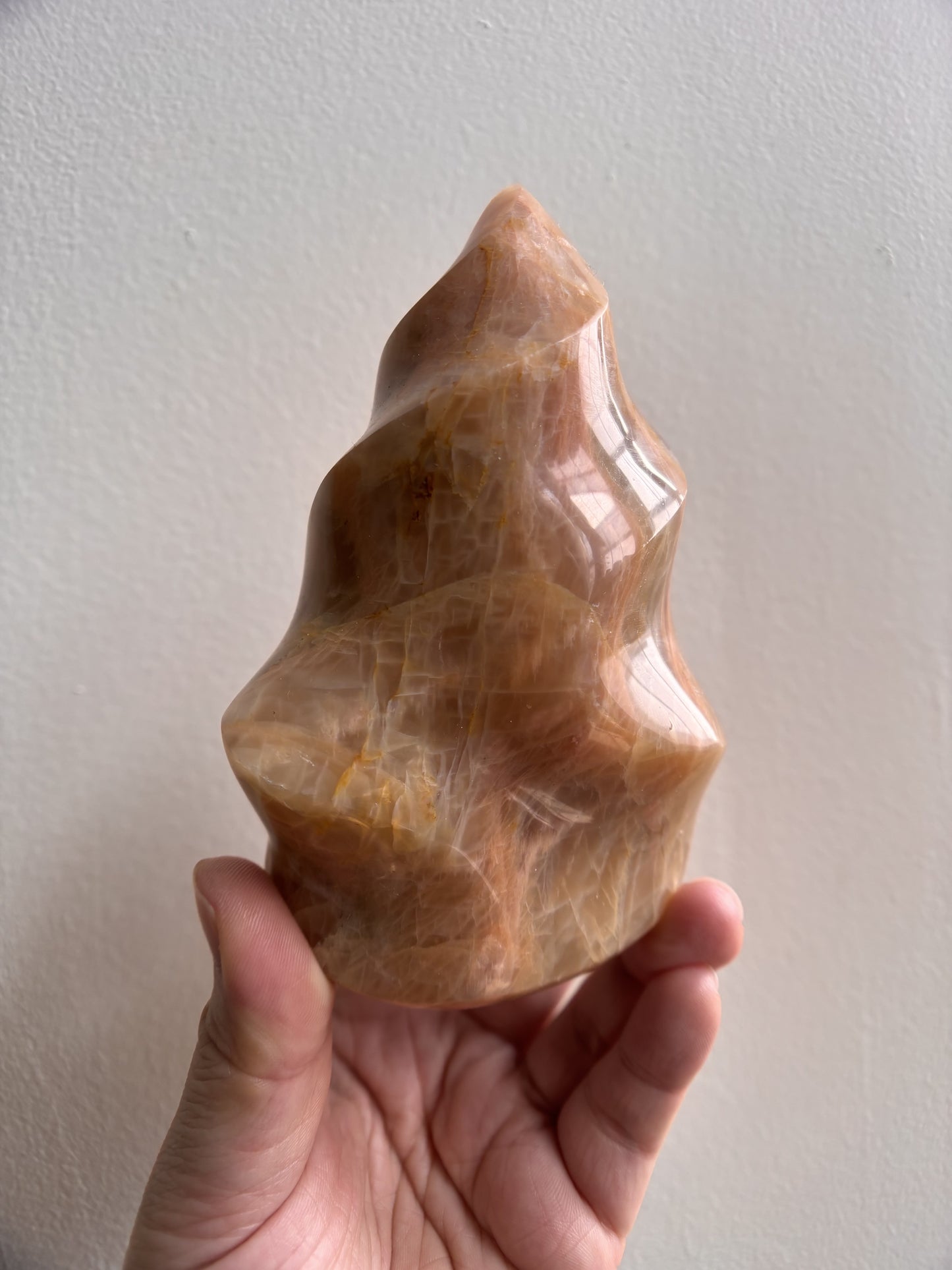 Peach Moonstone Flame 569g