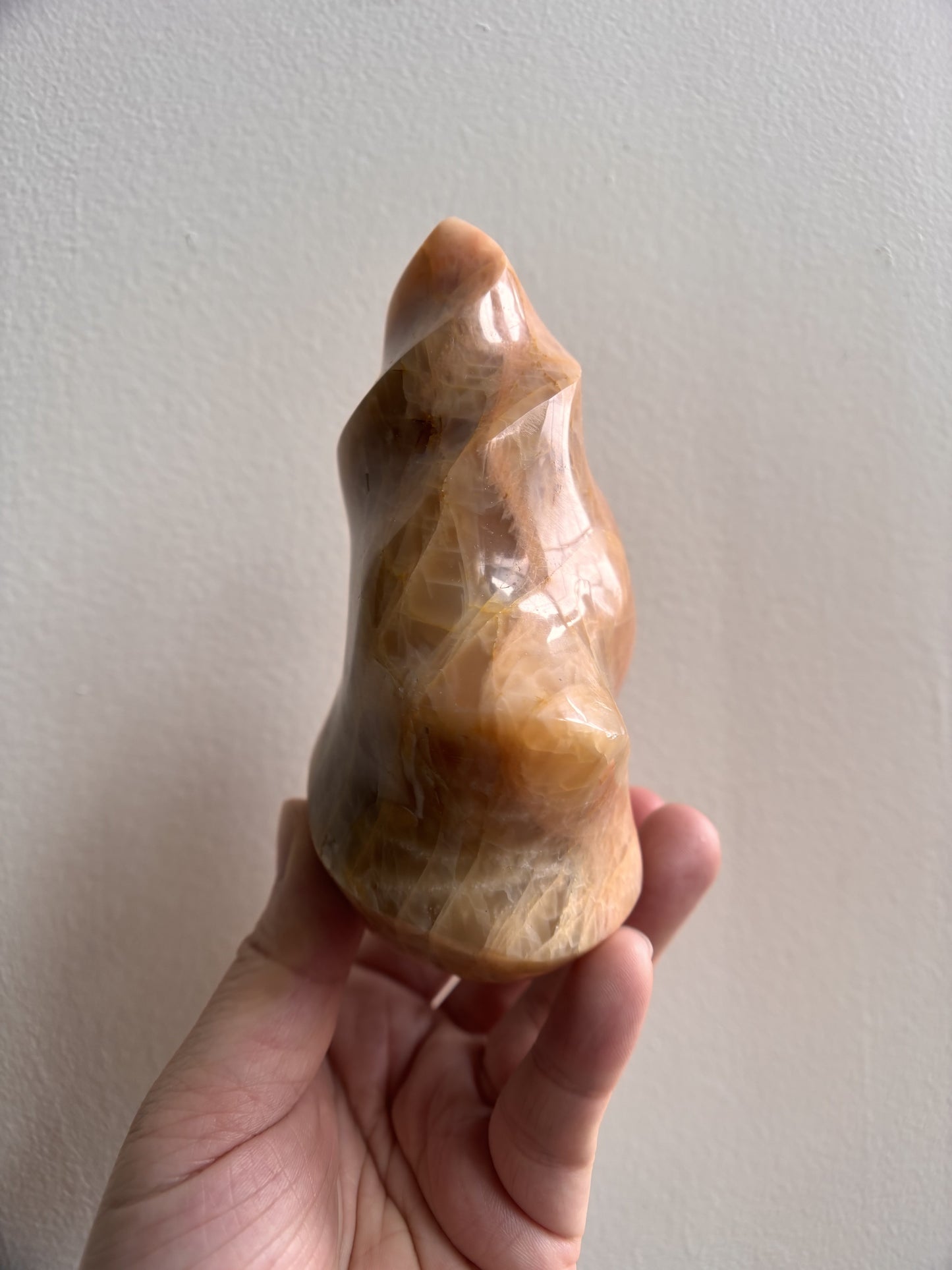 Peach Moonstone Flame 569g
