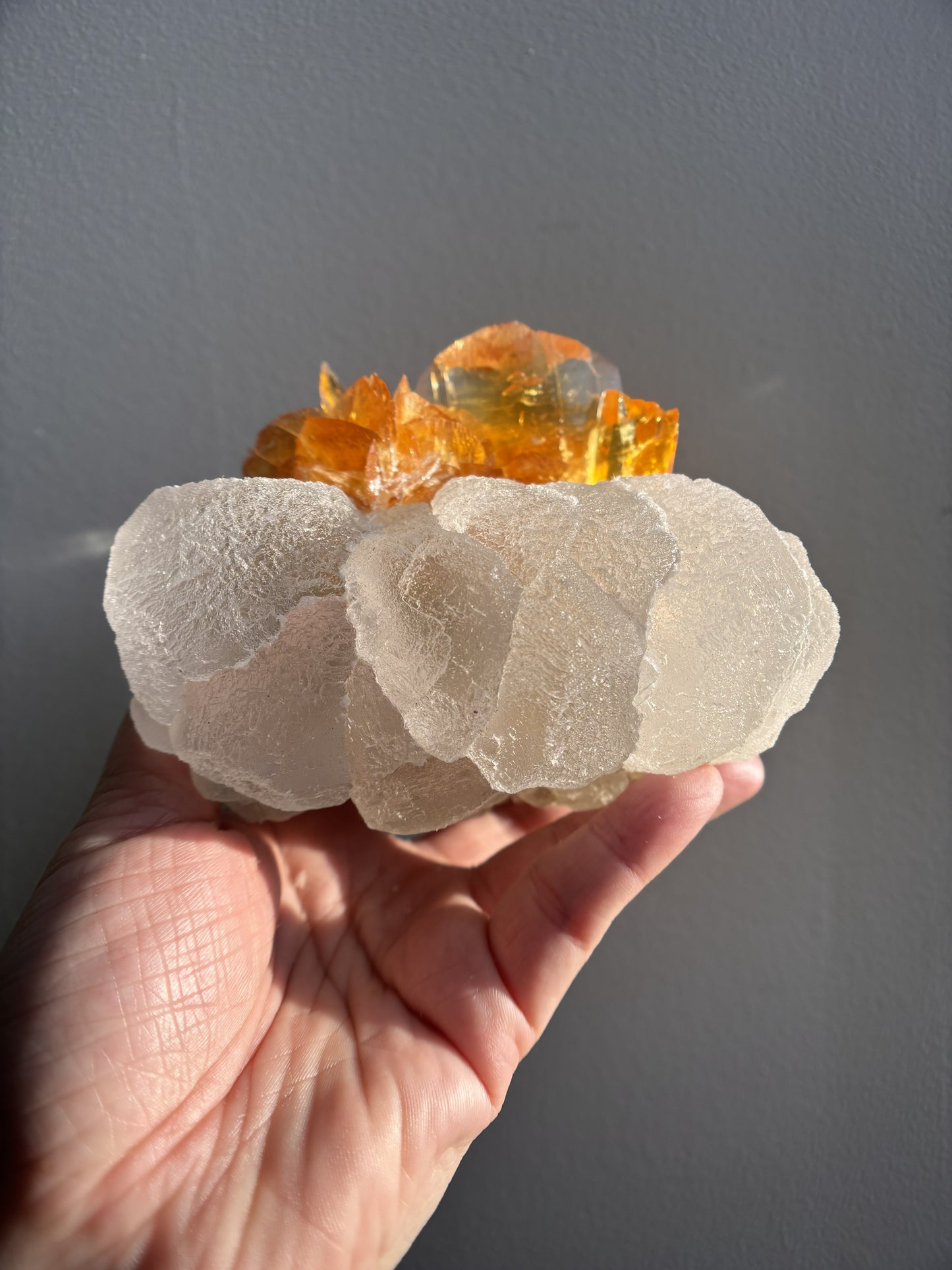 Peruvian Golden Selenite with Sugary Halite 1.07kg (2.36lbs)