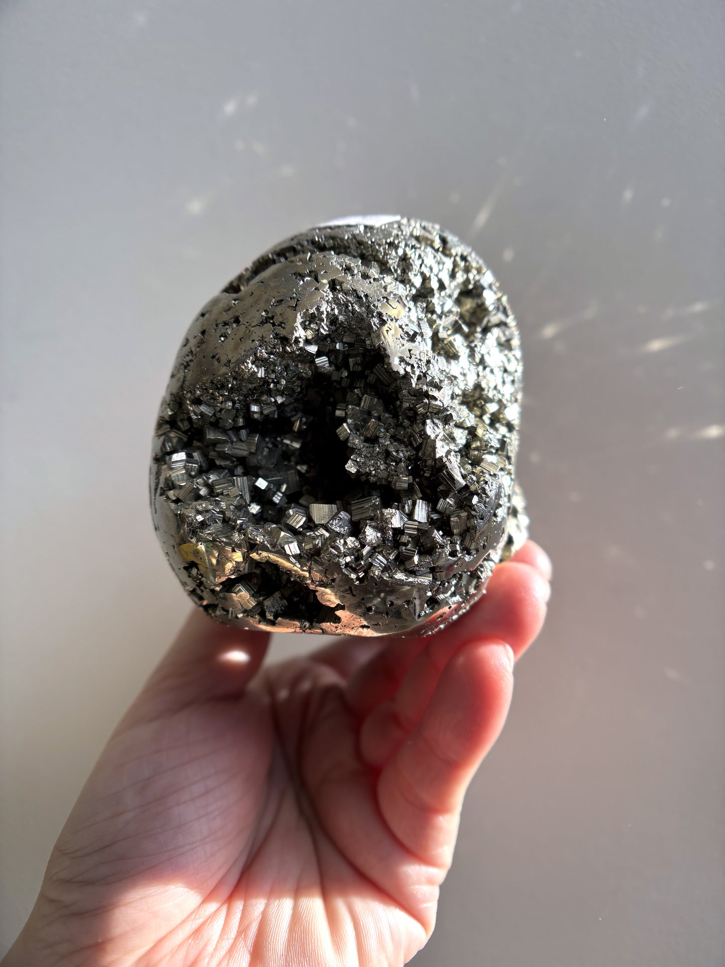 Peruvian Pyrite Skull 1kg (2.3lbs)