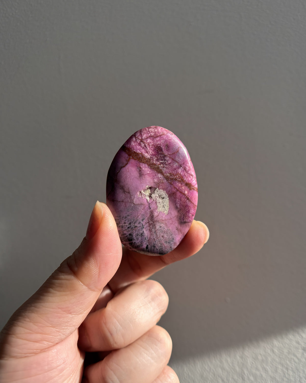 Pink Cobaltocalcite Palmstone 27.3g