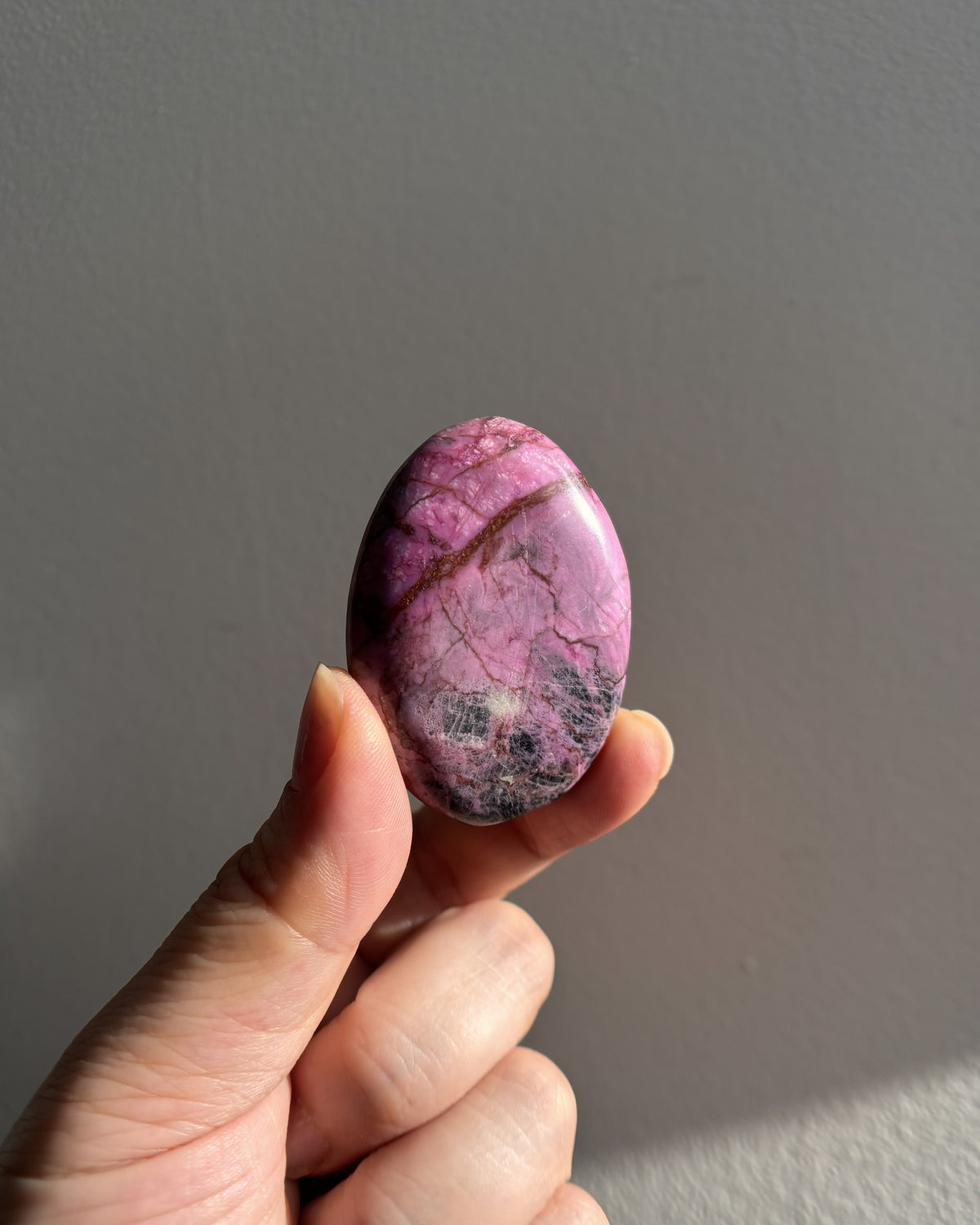 Pink Cobaltocalcite Palmstone 27.3g