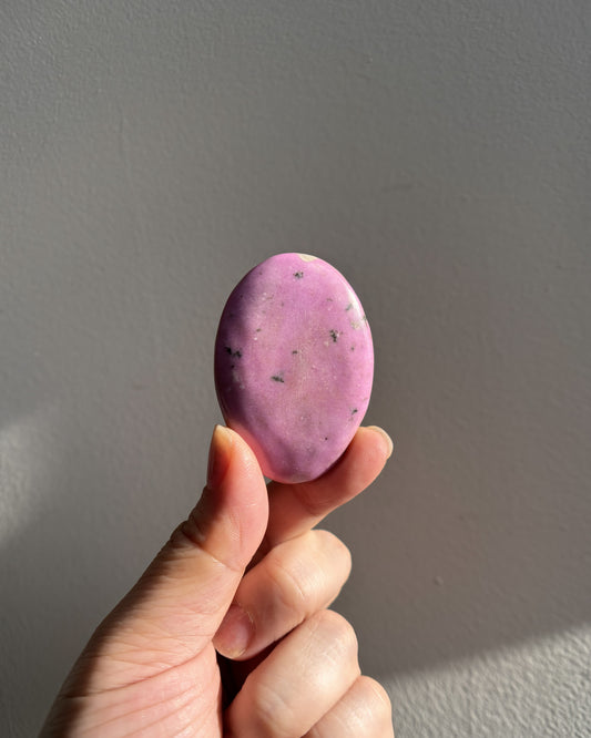 Pink Cobaltocalcite Palmstone 28.3g