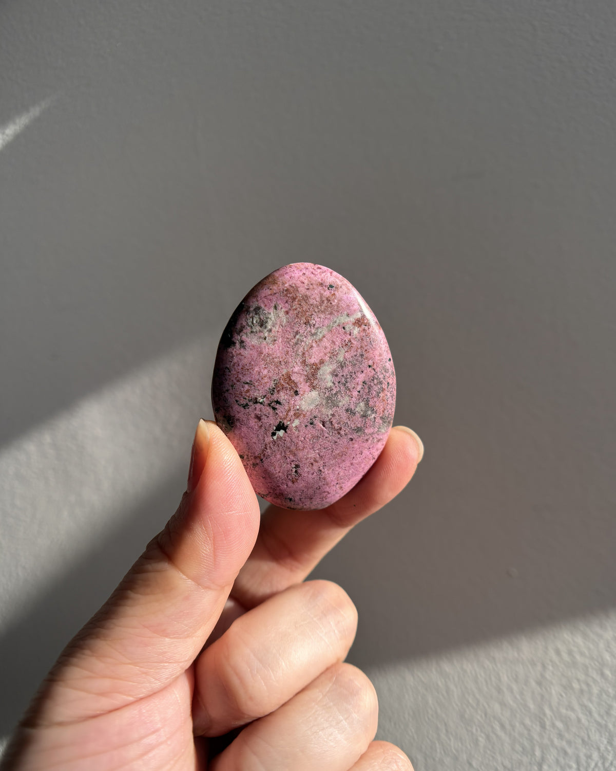 Pink Cobaltocalcite Palmstone 28.8g