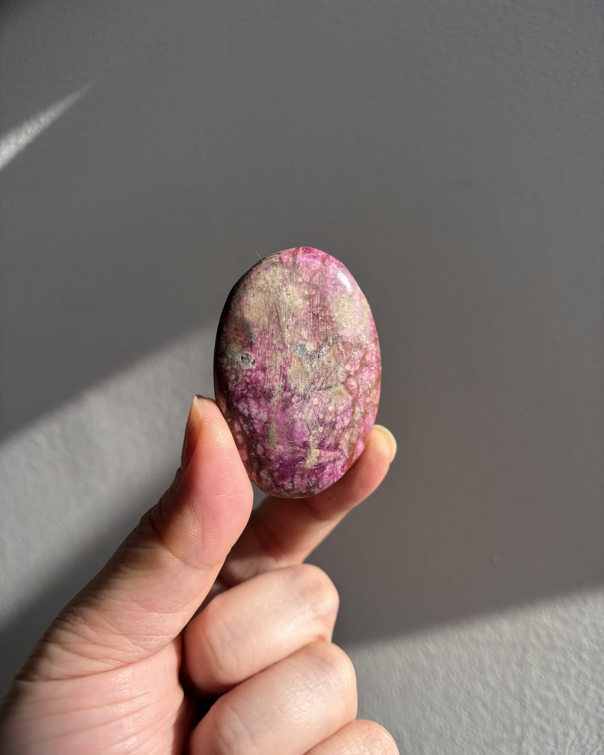 Pink Cobaltocalcite Palmstone 30.8g