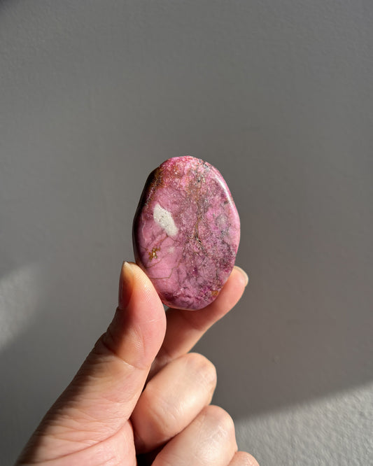 Pink Cobaltocalcite Palmstone 34.2g