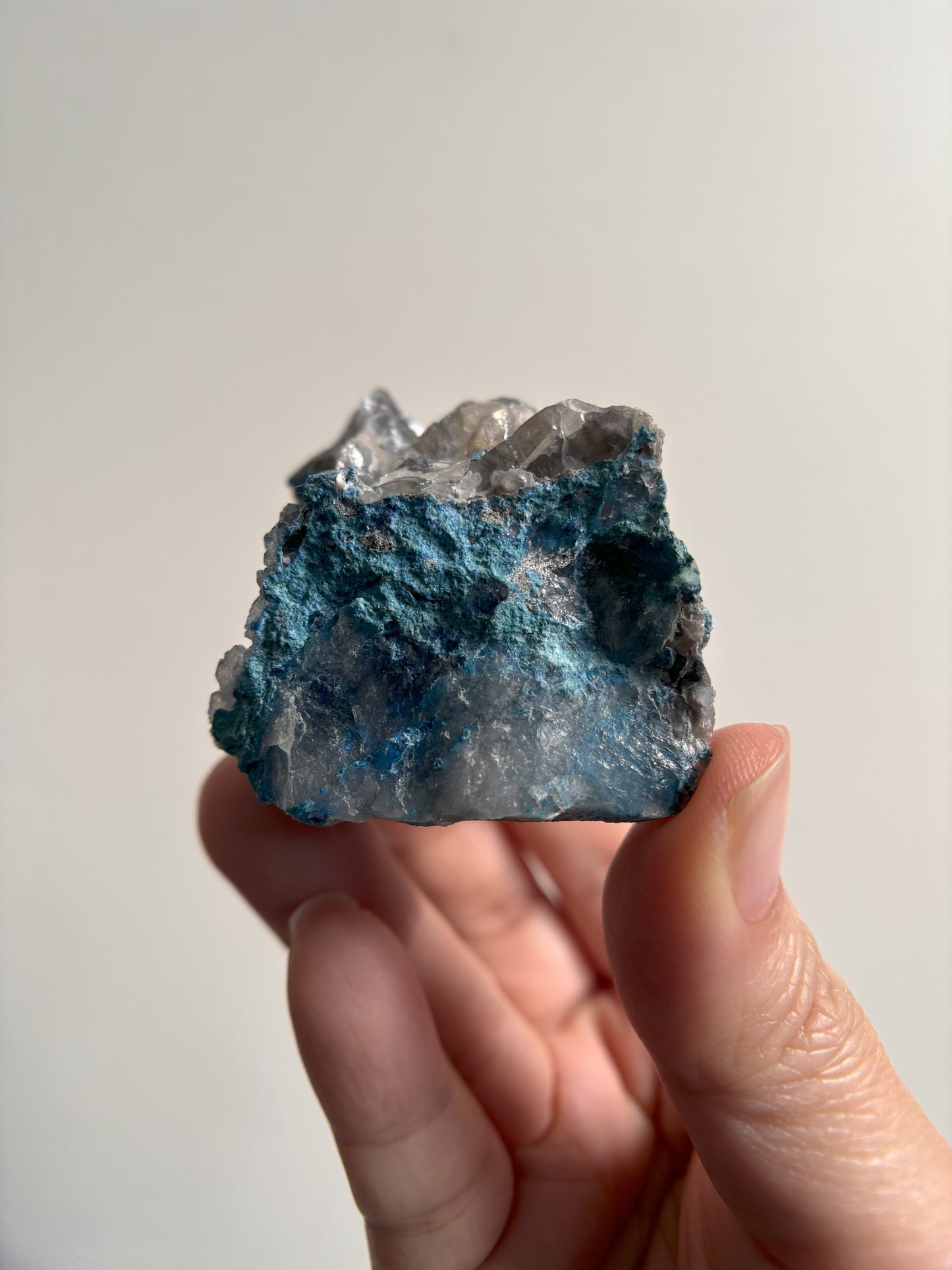 Shattuckite and Quartz 111g