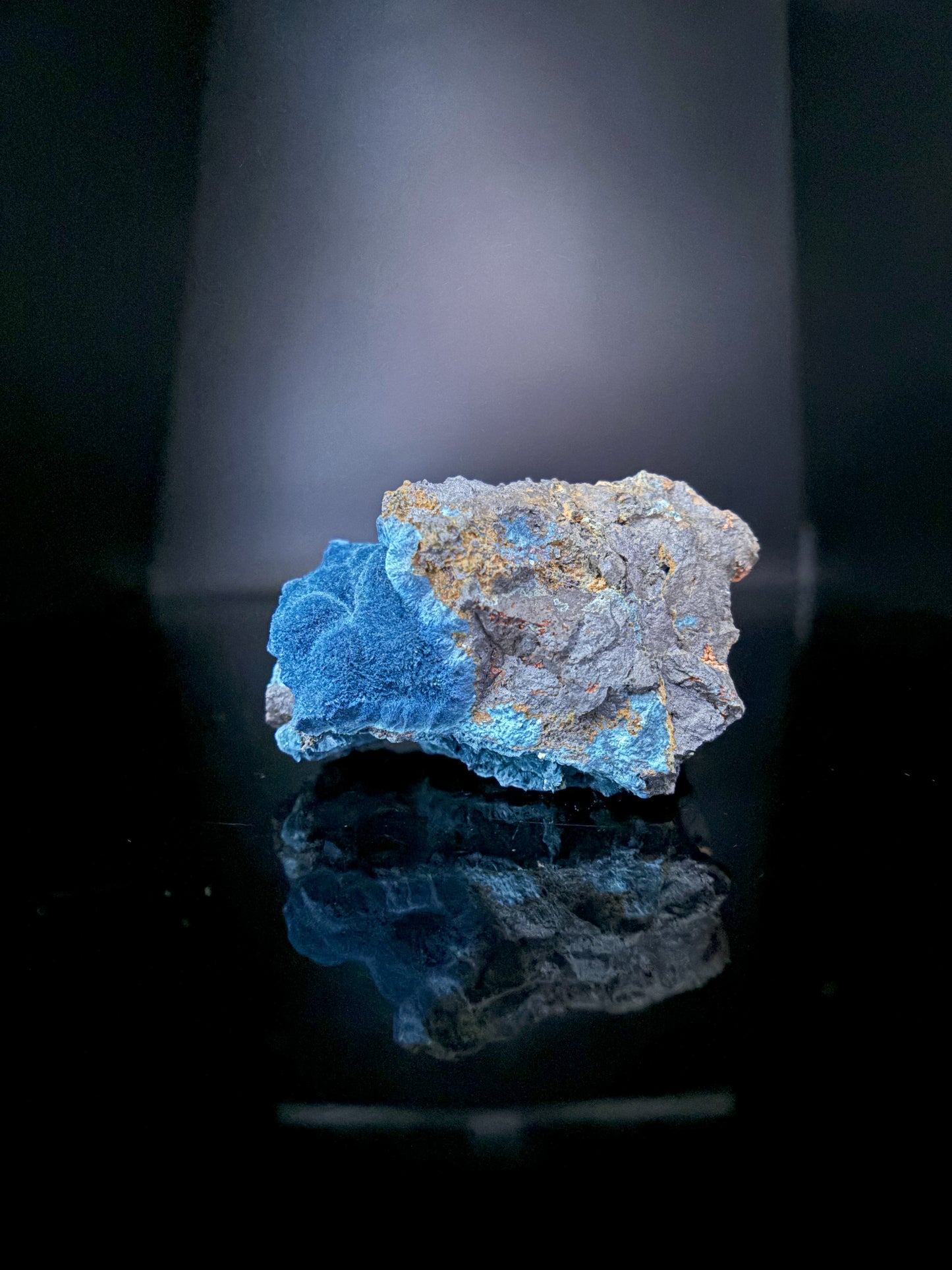 Velvety Shattuckite and Manganese 118g