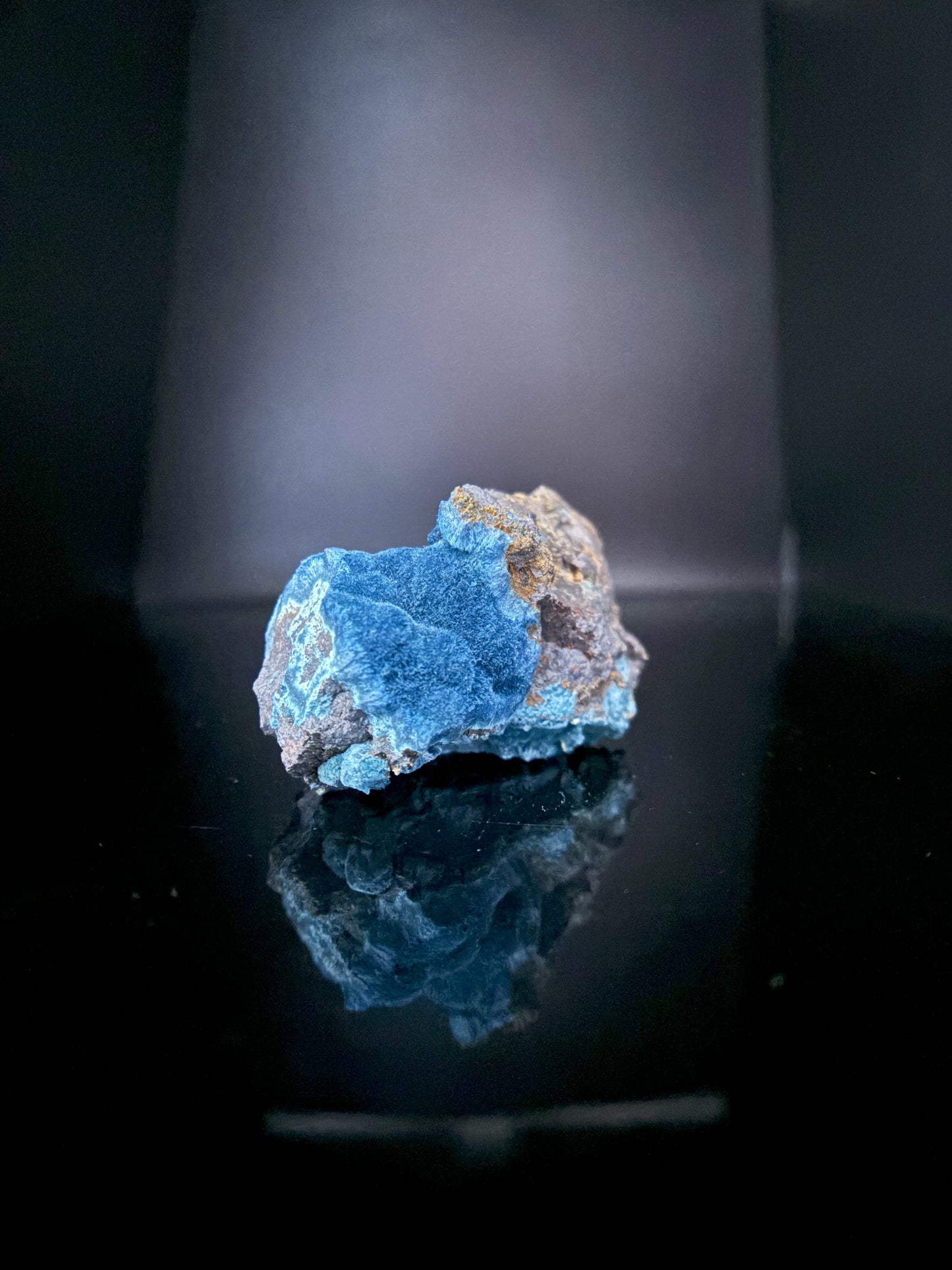 Velvety Shattuckite and Manganese 118g