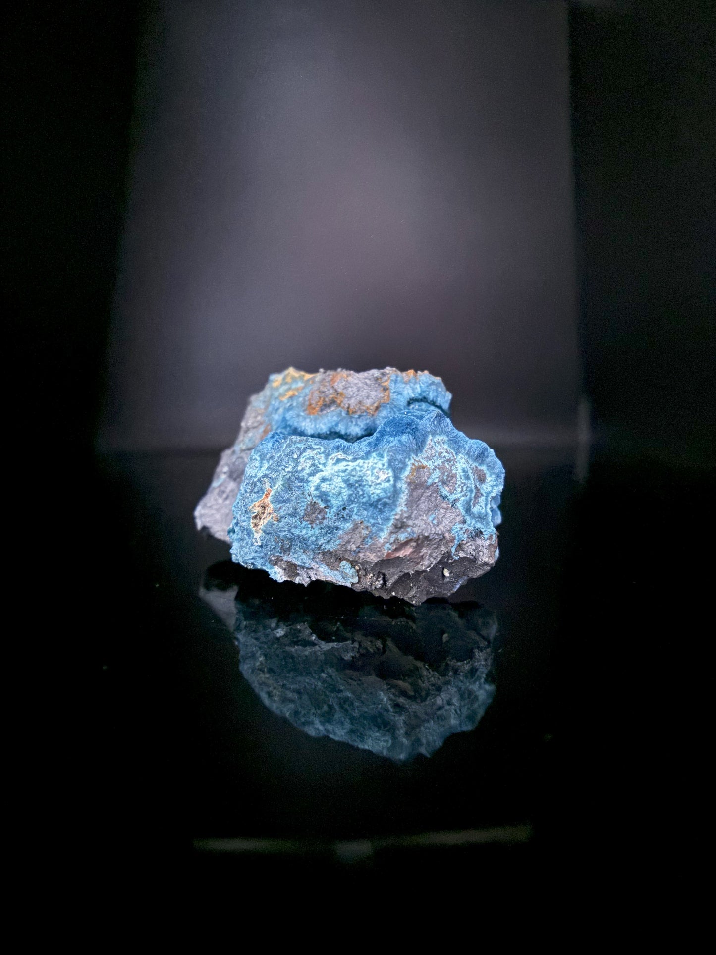 Velvety Shattuckite and Manganese 118g