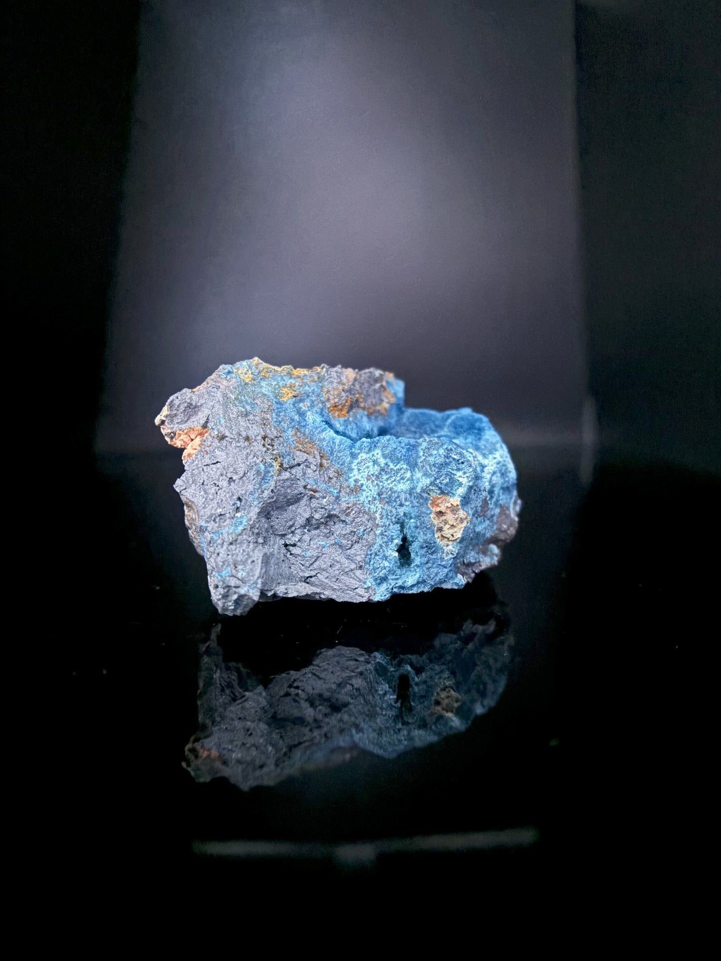 Velvety Shattuckite and Manganese 118g