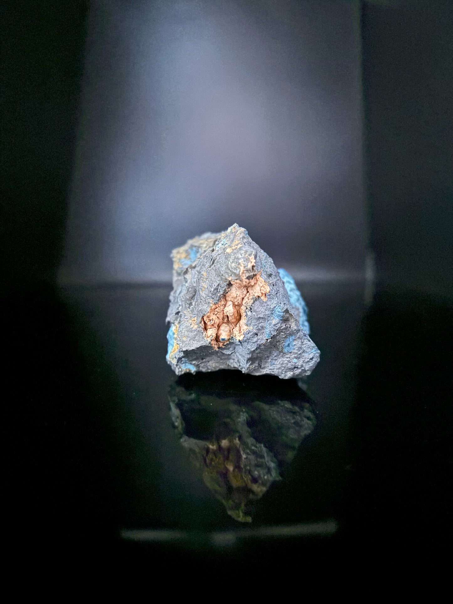 Velvety Shattuckite and Manganese 118g