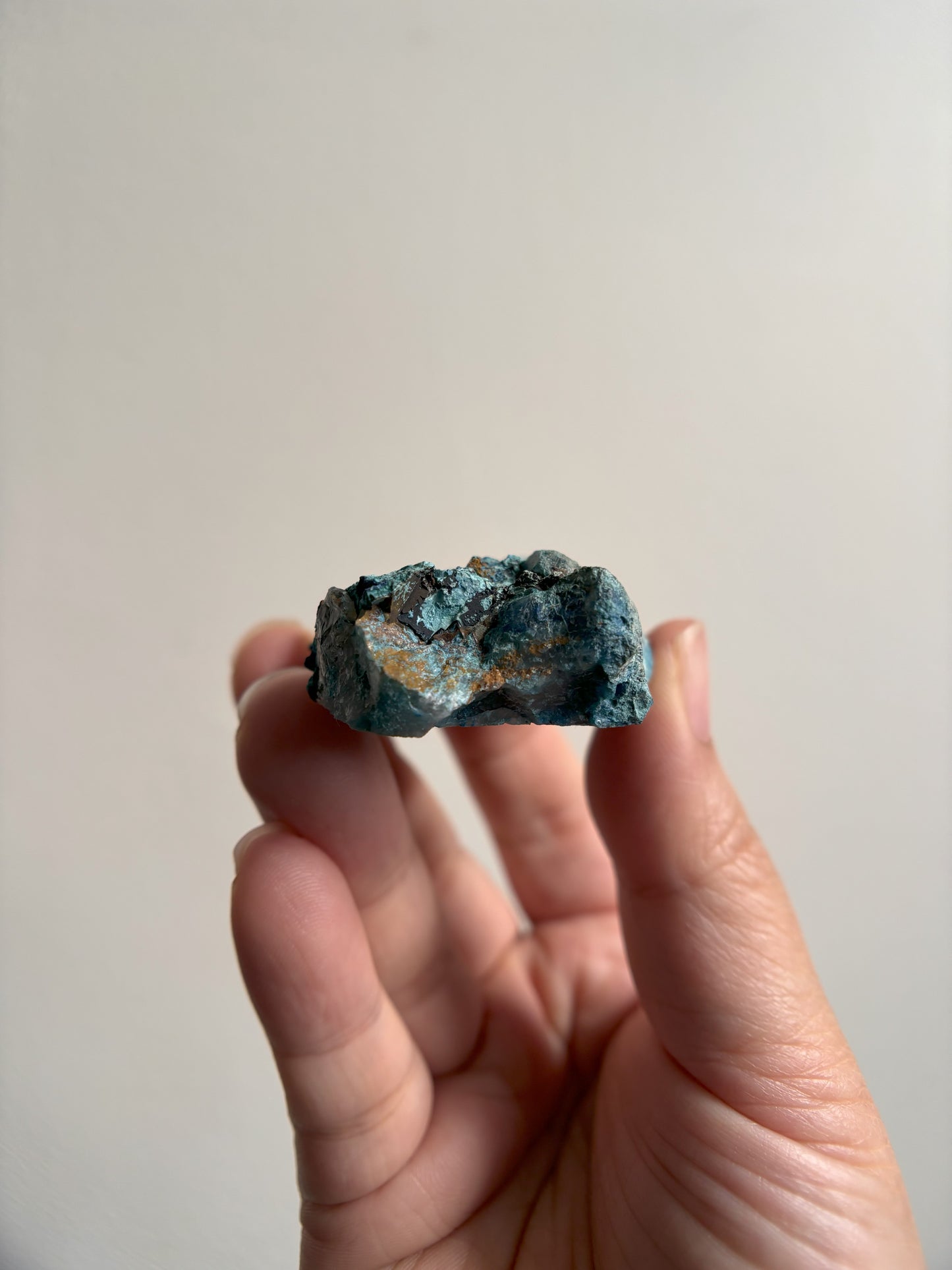 Velvety Dark Blue Shattuckite 31g