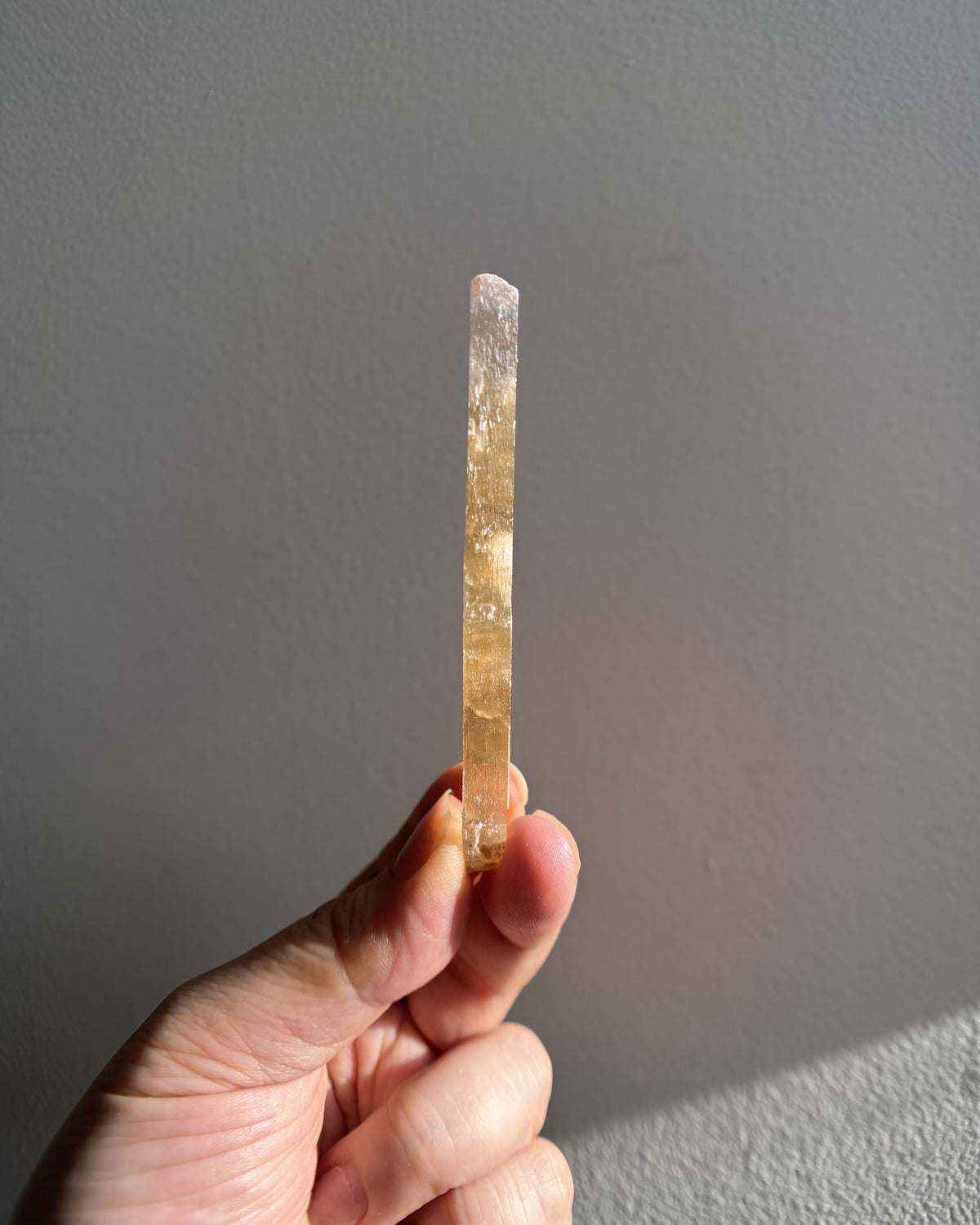 Spanish Light Golden Honey Selenite 10.6g
