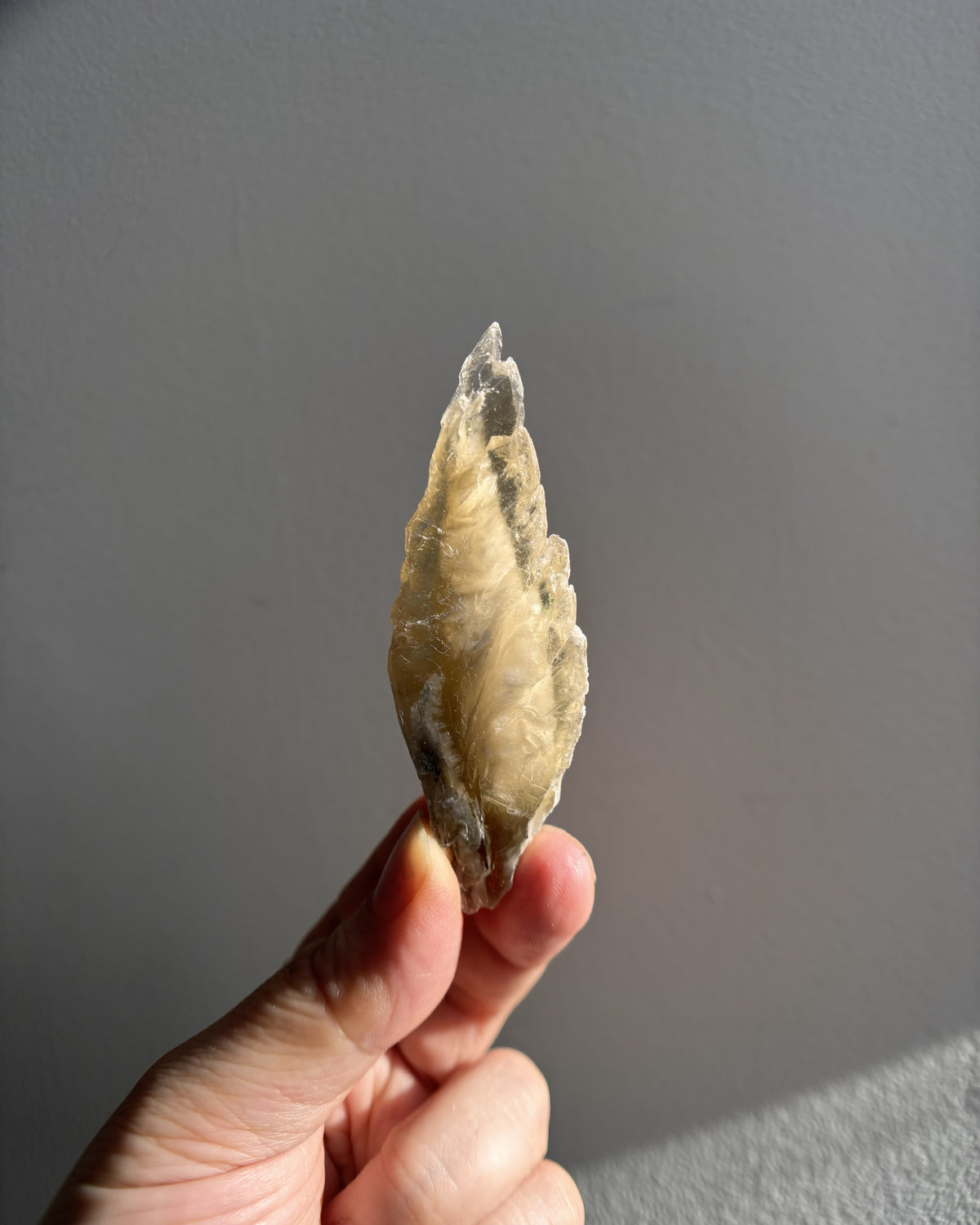 Spanish Light Golden Honey Selenite 25.1g
