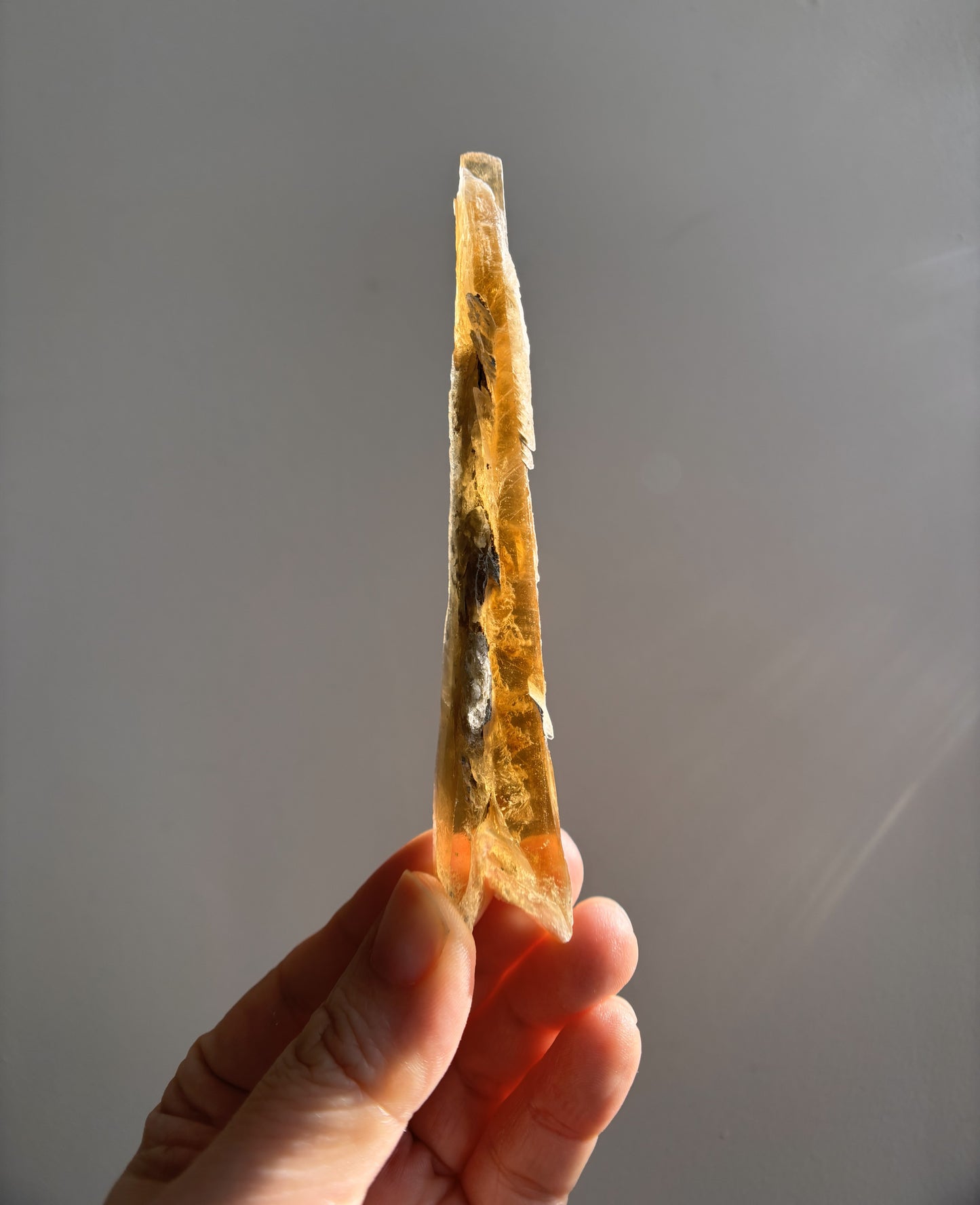 Spanish Golden Honey Selenite 27g