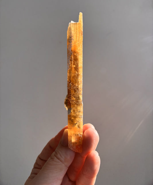 Spanish Golden Honey Selenite 27g