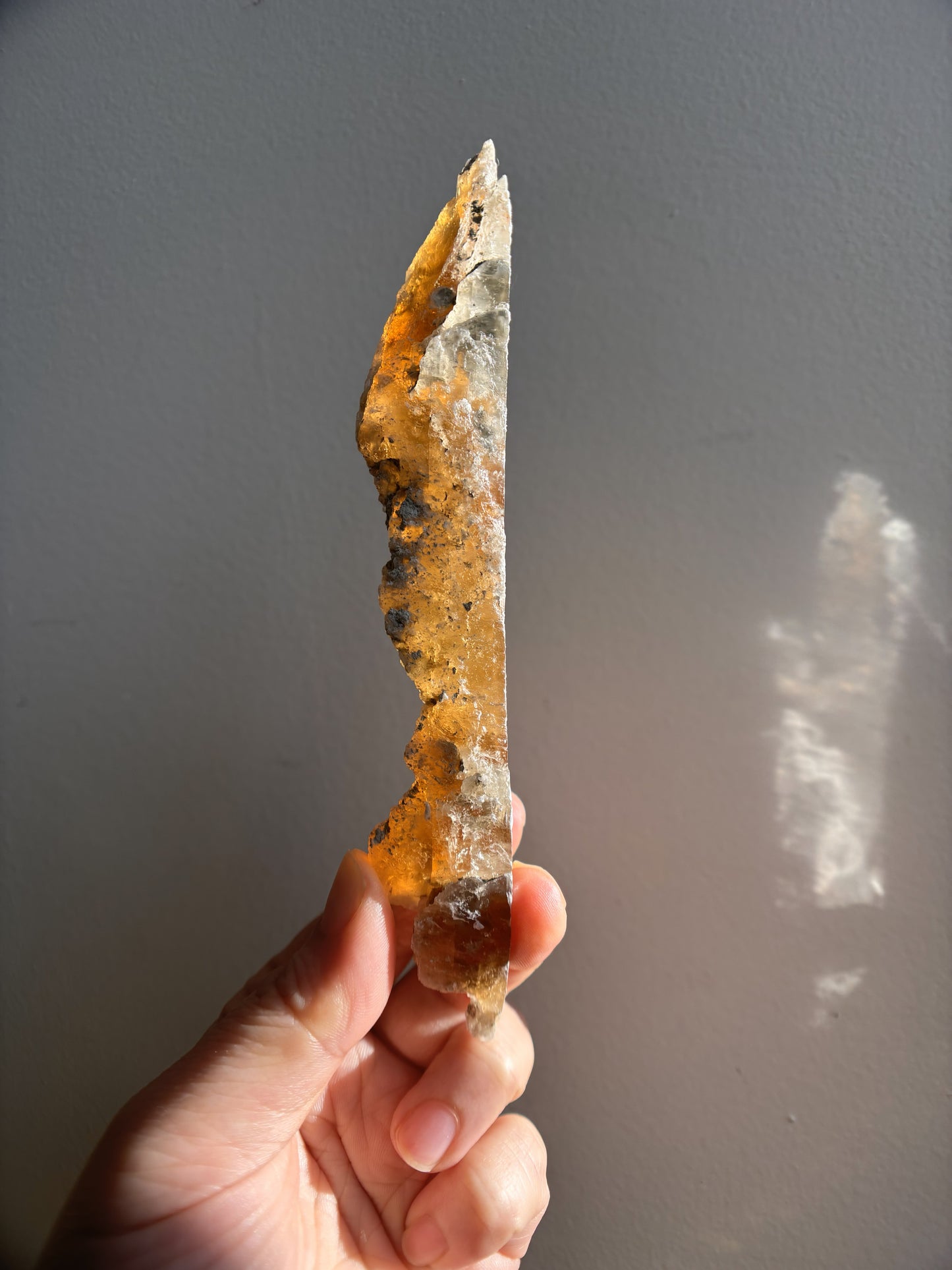 Spanish Golden Honey Selenite 67g