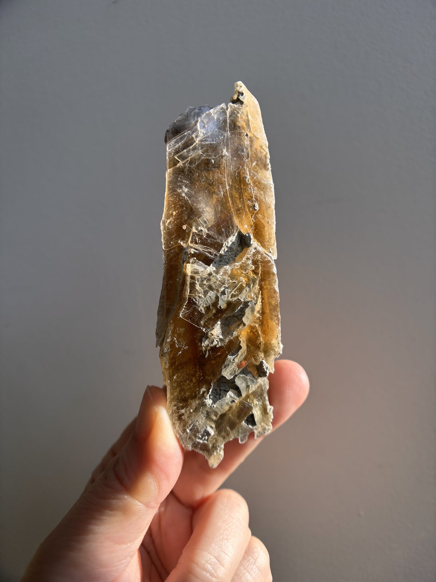 Spanish Golden Honey Selenite 84g
