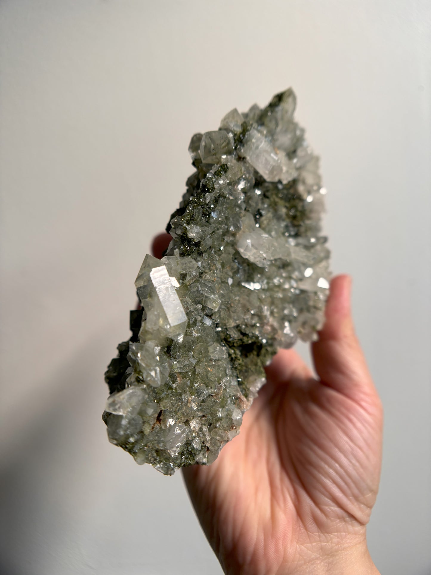 Forest Sparkly Epidote with Quartz 909g