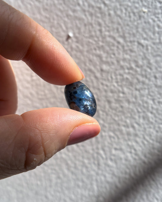 Teal Blue Kyanite 2.4g