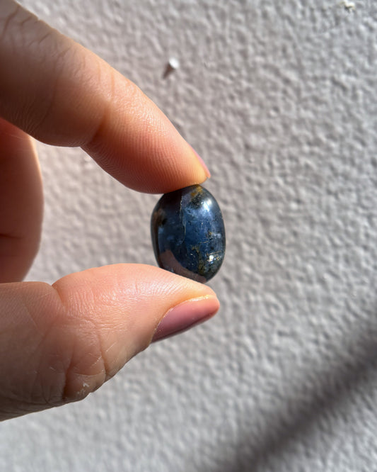 Teal Blue Kyanite 5.3g