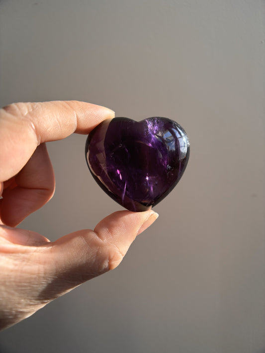 Uruguayan Amethyst Heart 70g