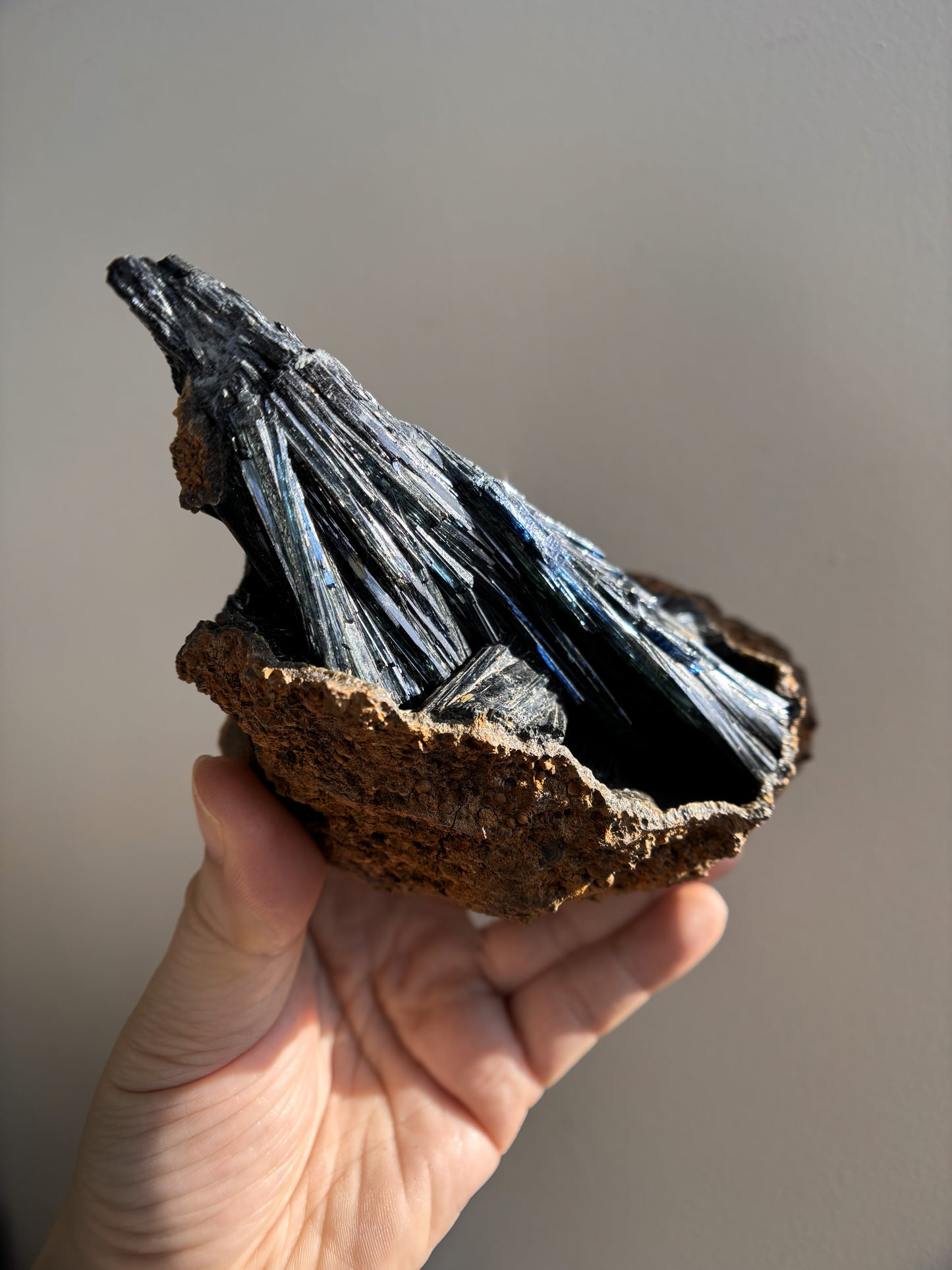 Vivianite 1kg (2.22lbs)