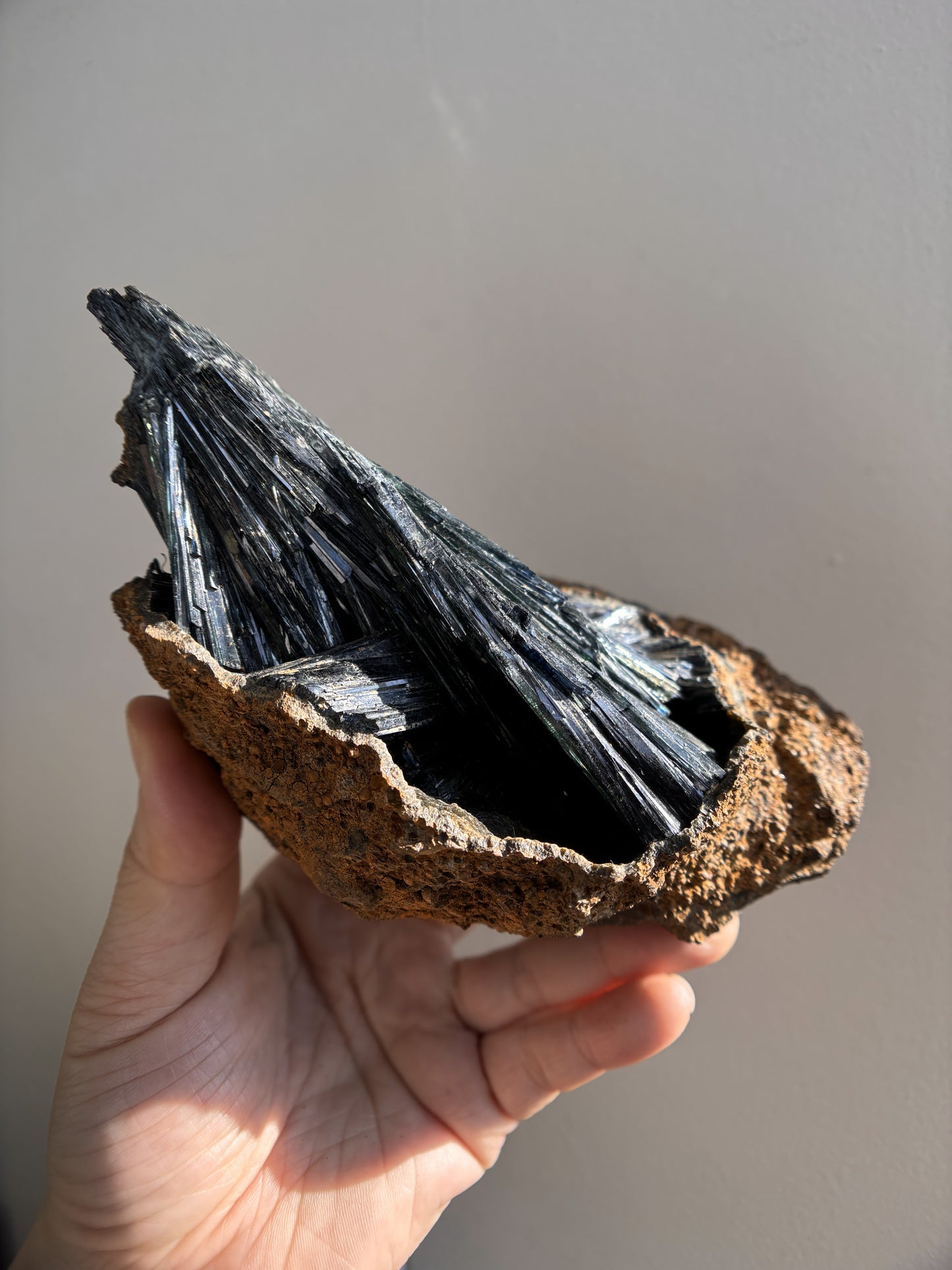 Vivianite 1kg (2.22lbs)