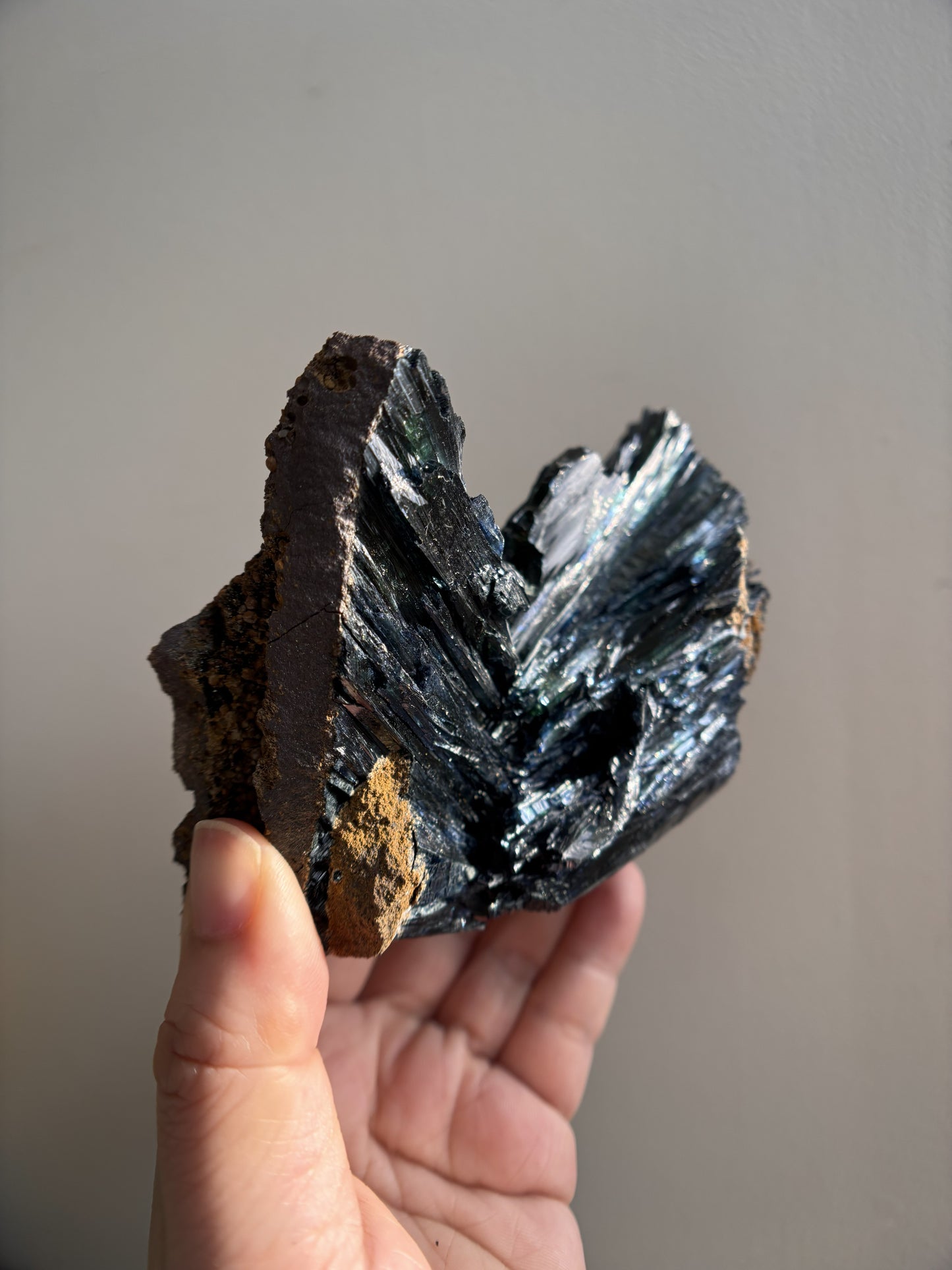Vivianite 552.8g (1.2lbs)
