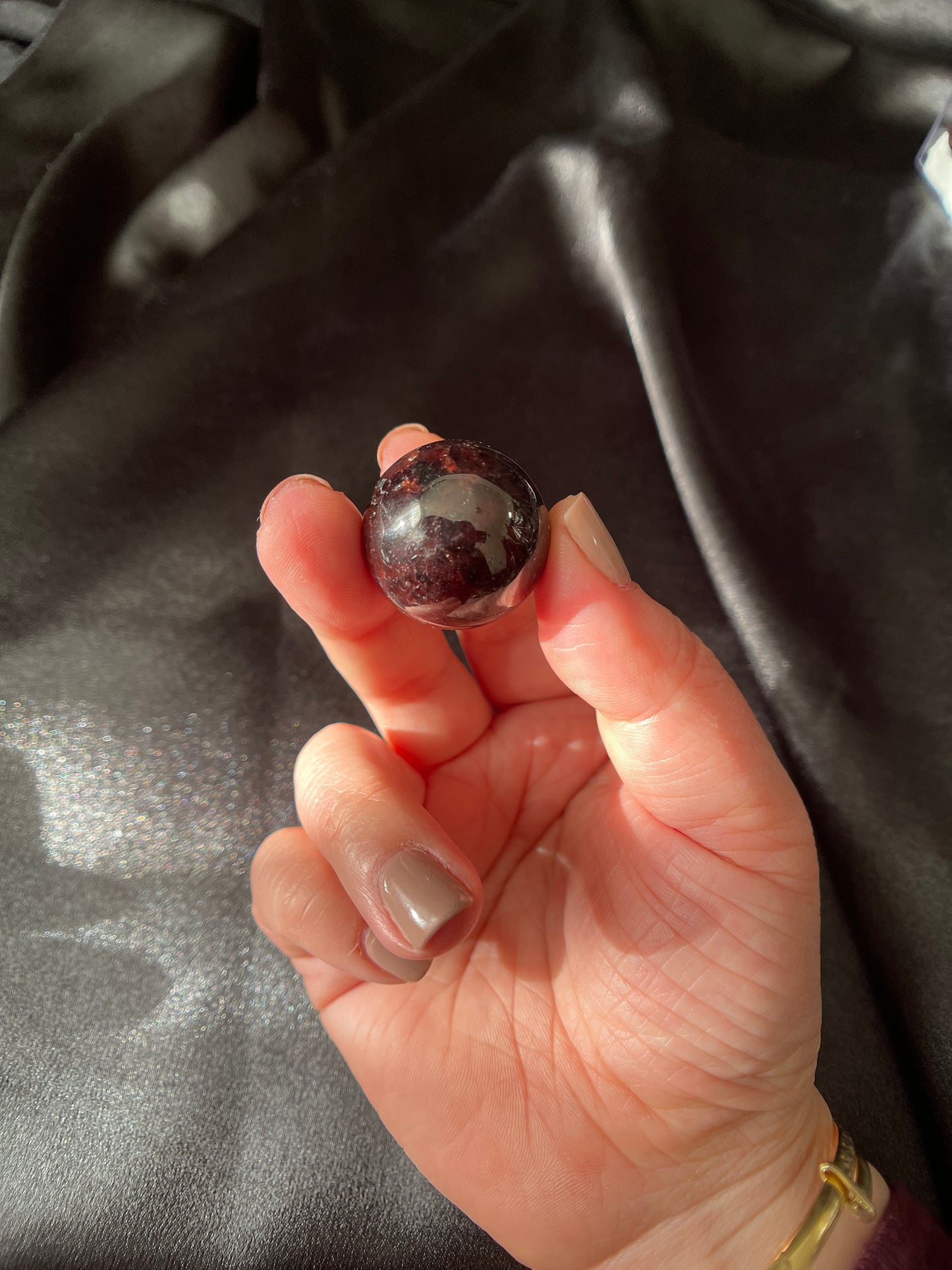 Garnet Mini Sphere