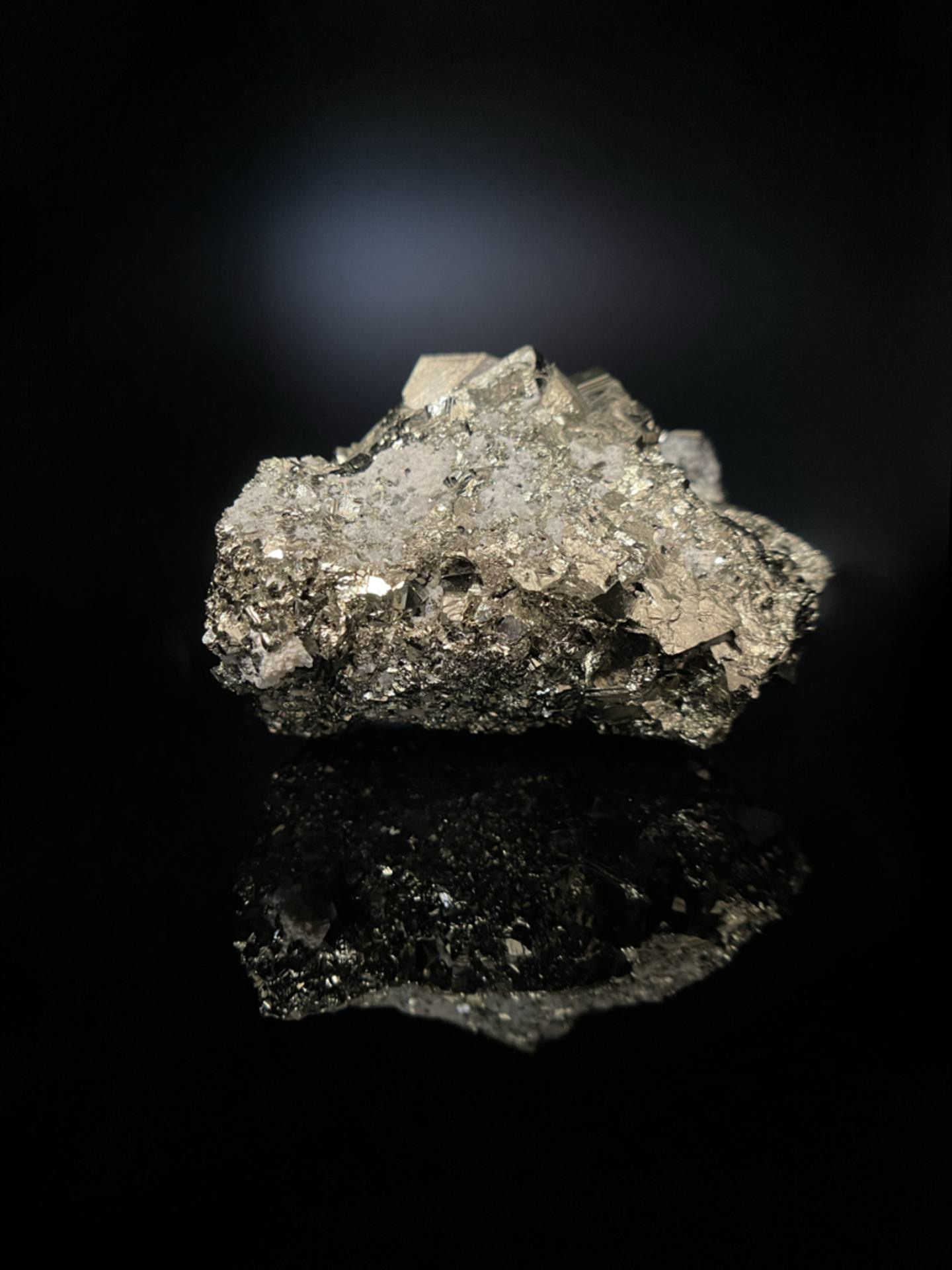 High-Grade Peruvian Pyrite 484g