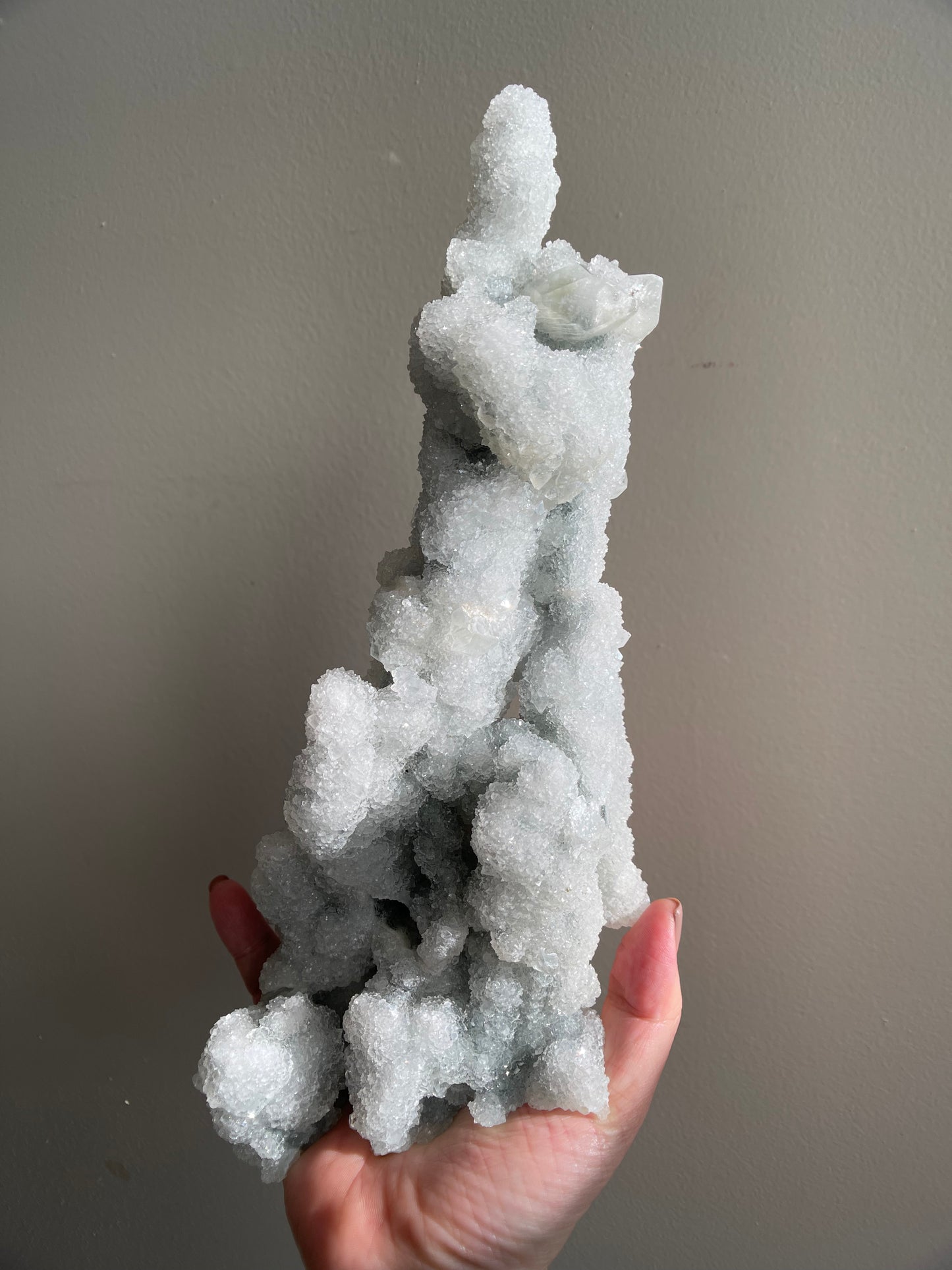 Chalcedony Stalactite and Apophyllite 1039g (2.3lbs)