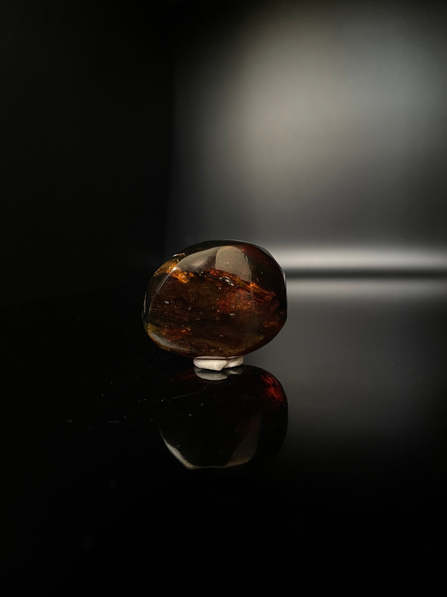 Amber 10.9g