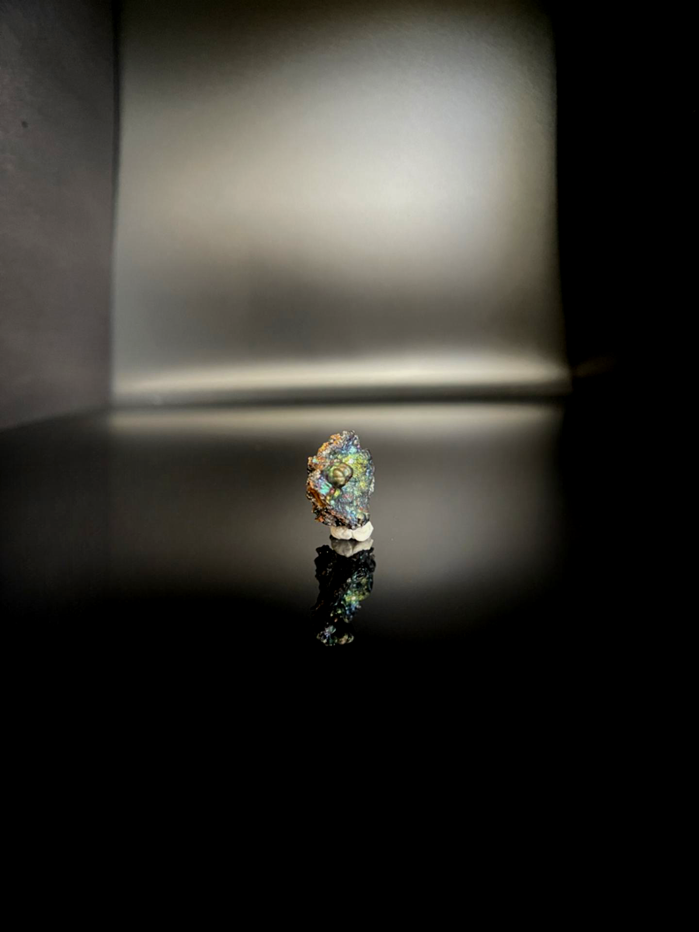 Iridescent Turgite 2.8g