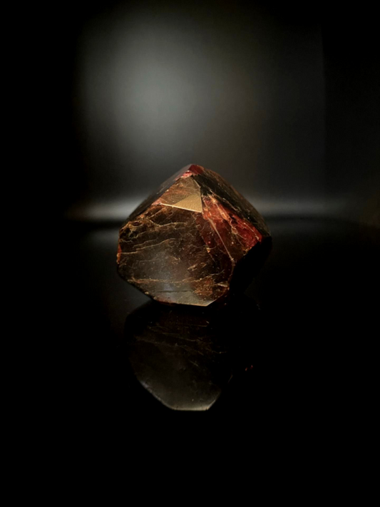 Almandine Garnet Dodecahedron 184.9g